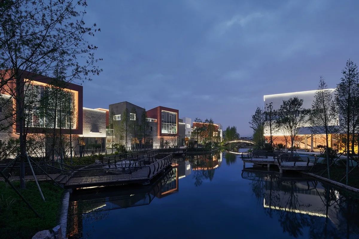 BIM建筑|海宁长安国际花卉产业园 / 森上建筑+朴筑建筑