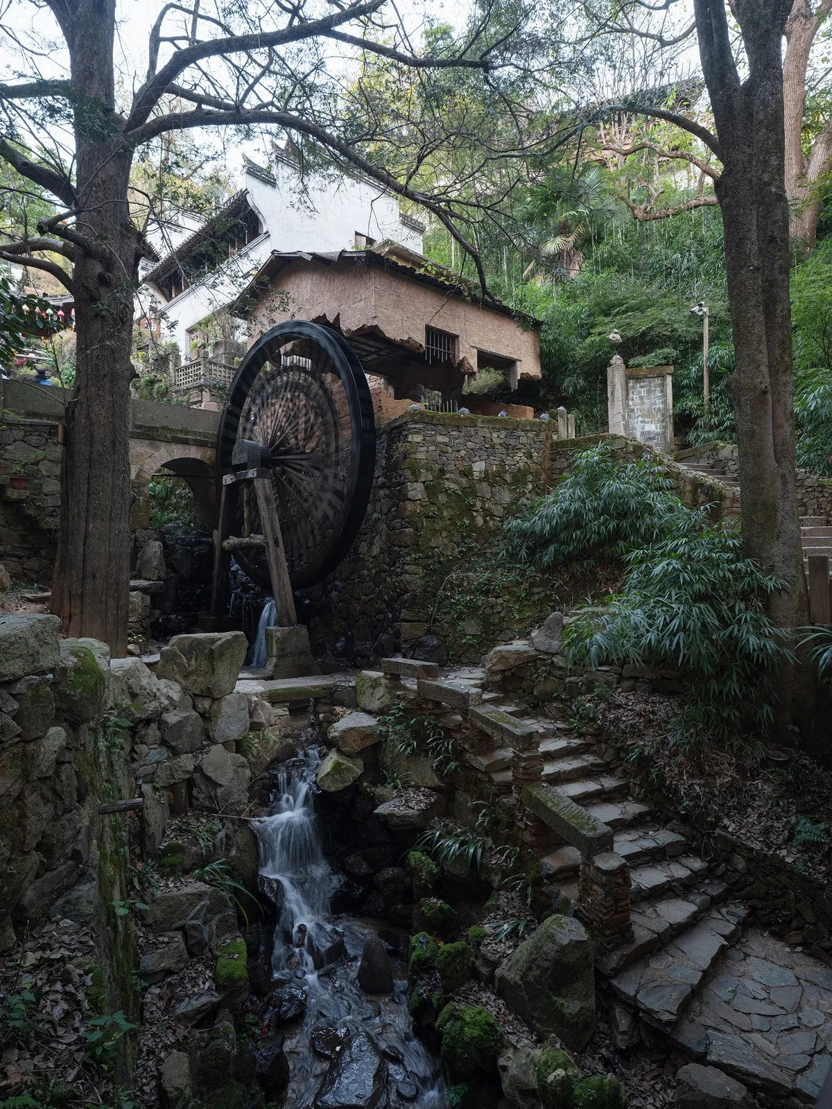 BIM建筑|村庄文化：一砖一瓦，寻回乡愁，婺源篁岭营造记 / 婺源县村庄文化传媒有限公司