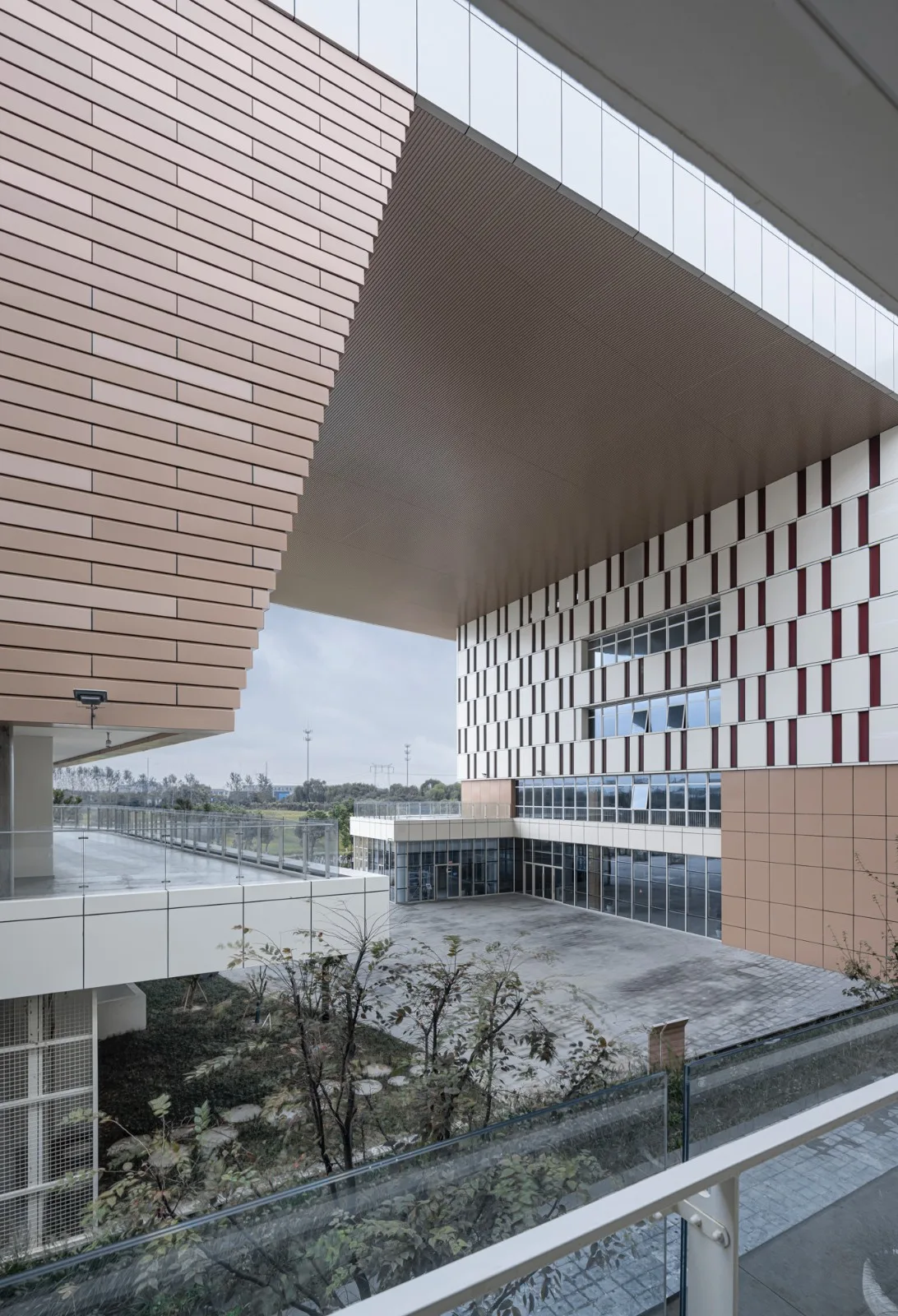 BIM建筑|苏州大学高邮实验学校 / 九城都市建筑
