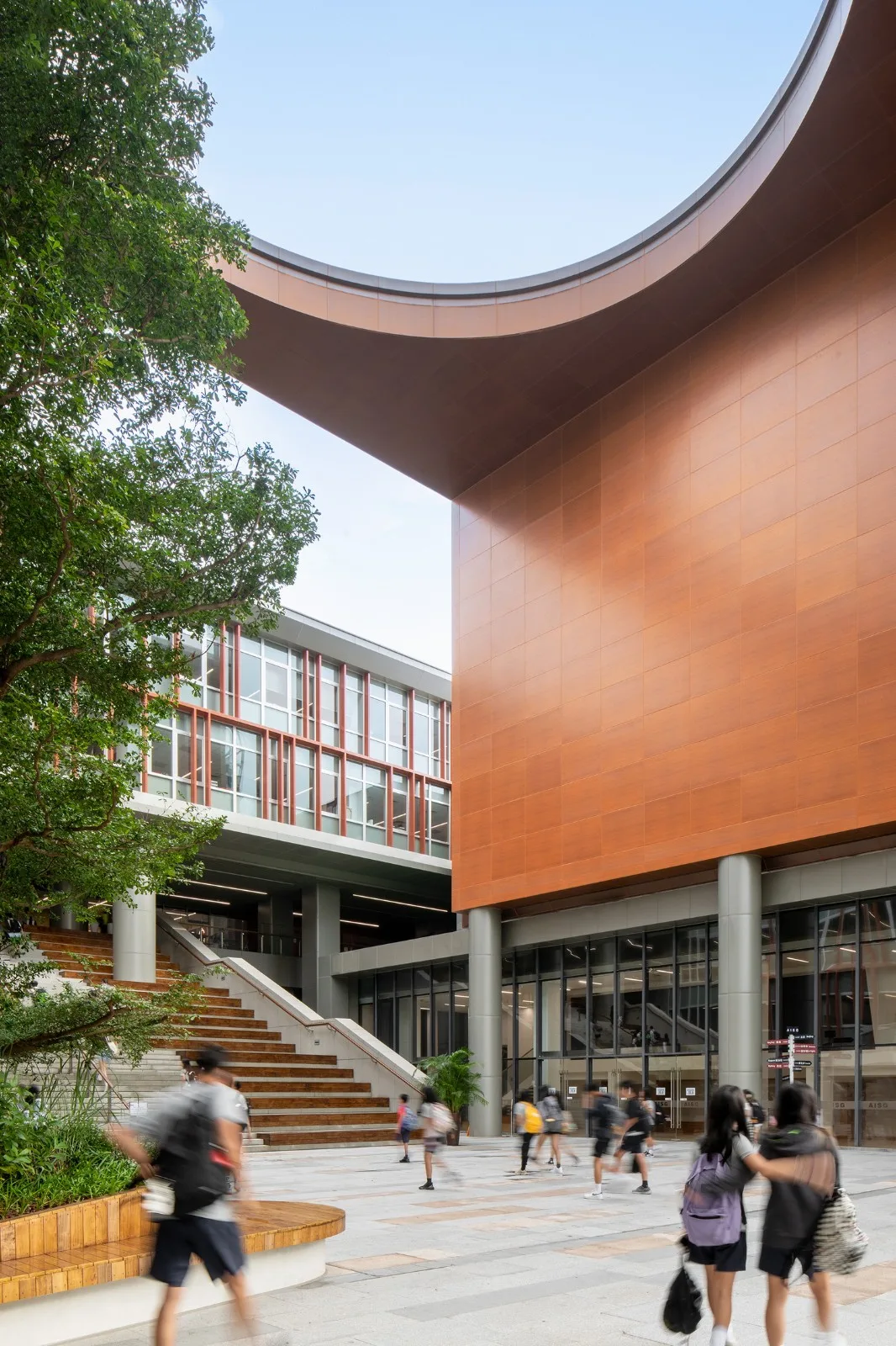 BIM建筑|广州美国人外籍人员子女学校科学城校区 / Perkins&Will