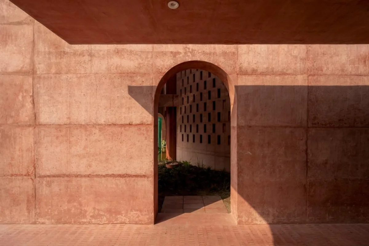 BIM建筑|泽本内萨清真寺 / Studio Morphogenesis