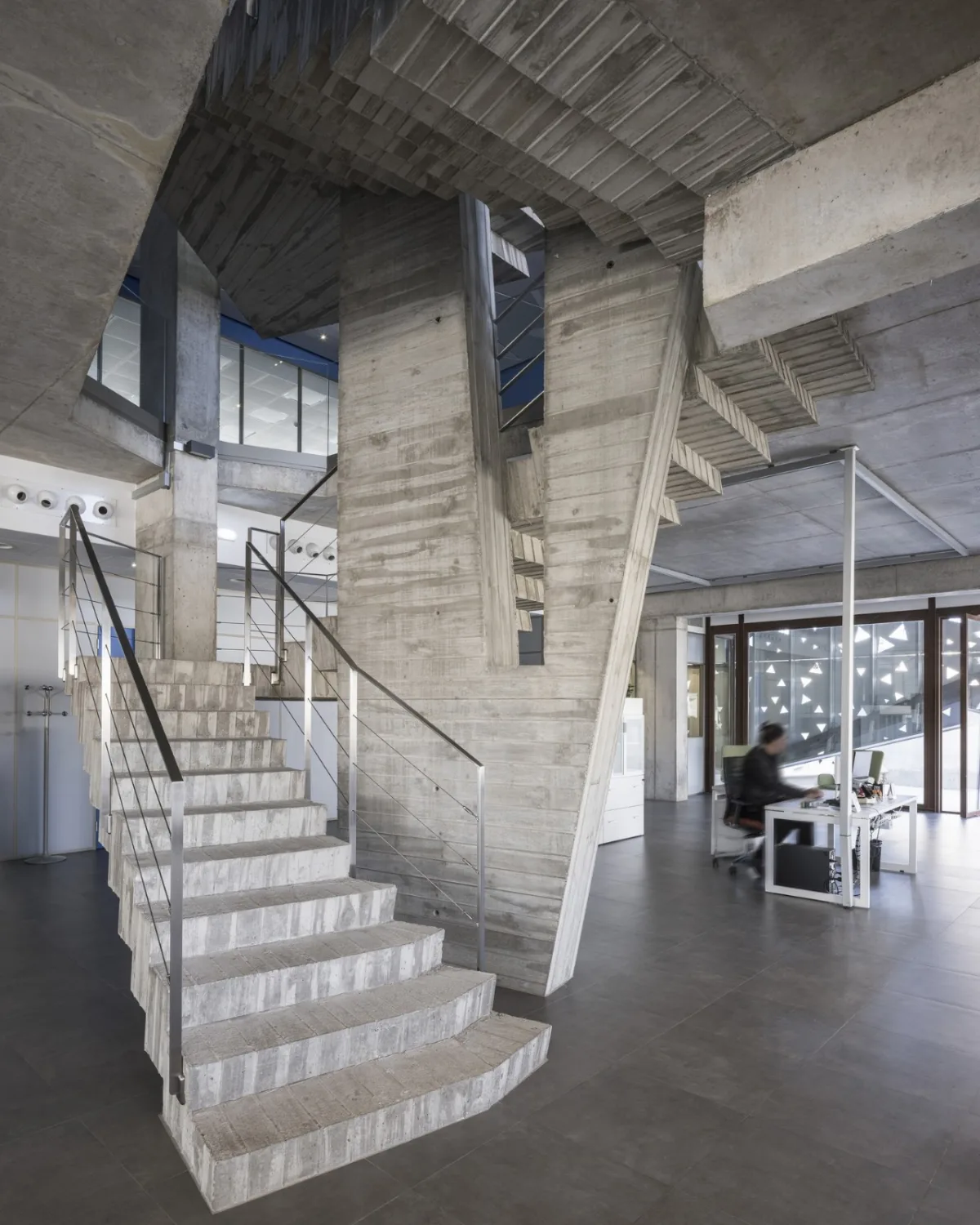 BIM建筑|微生物化学实验室 / PENELAS ARCHITECTS
