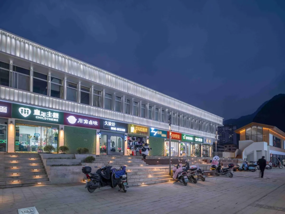 BIM建筑|康县新人字桥及周边商业街更新设计 / 三文建筑 何崴工作室