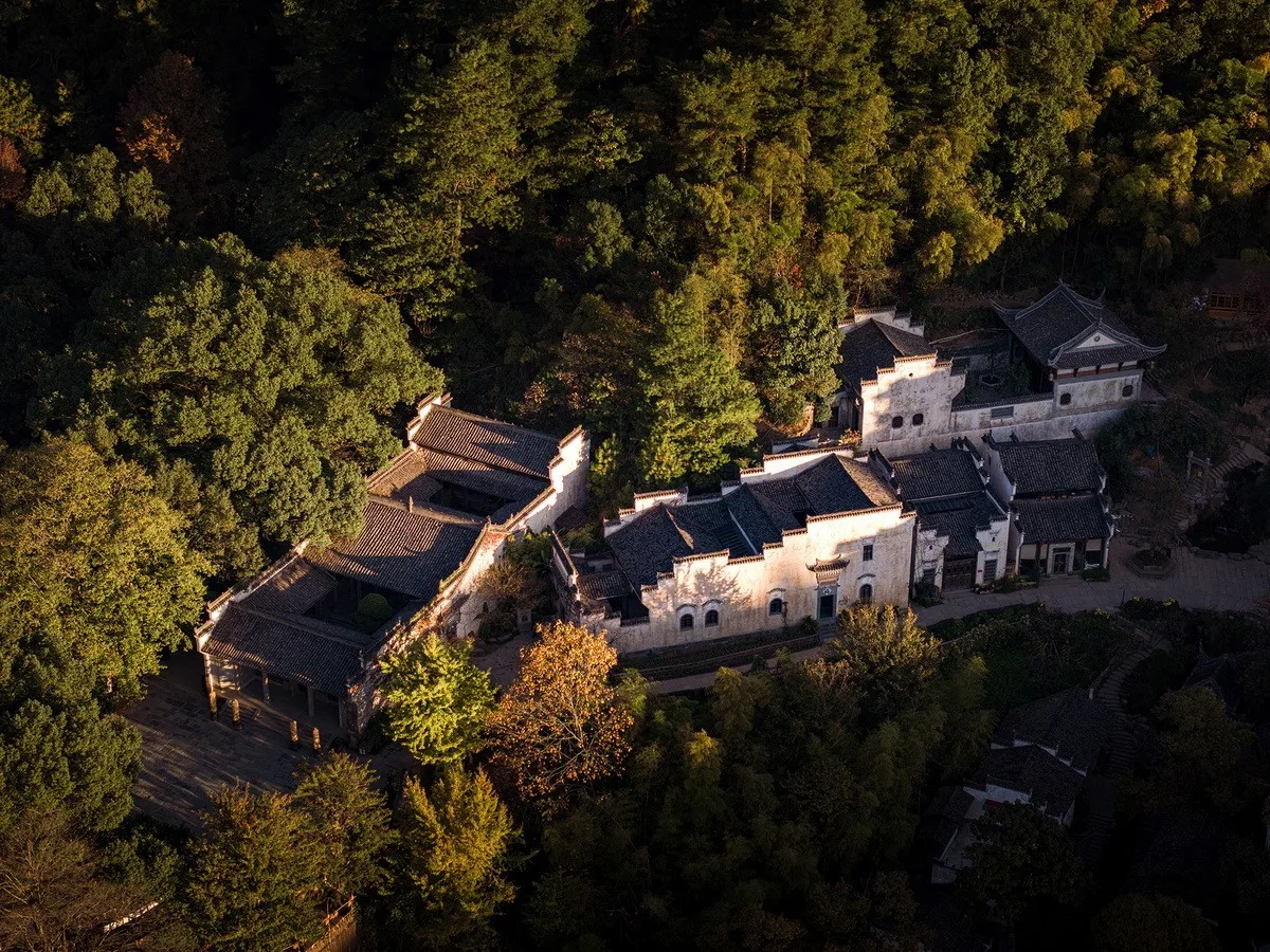 BIM建筑|村庄文化：一砖一瓦，寻回乡愁，婺源篁岭营造记 / 婺源县村庄文化传媒有限公司