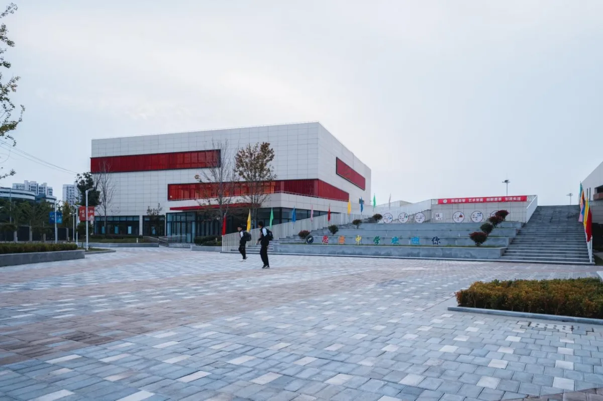 BIM建筑|此时此地：面向走班教学的高密度校园实践——青浦兰生•思源中学 / 创霖-泽柏