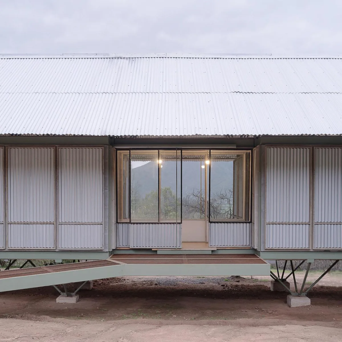 BIM建筑|工业化建筑系统原型 / Ignacio Rojas Hirigoyen Arquitectos + The Andes House