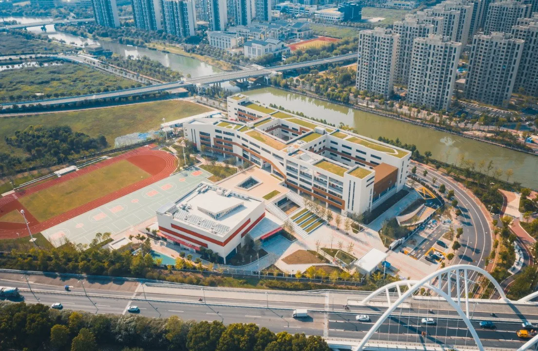 BIM建筑|此时此地：面向走班教学的高密度校园实践——青浦兰生•思源中学 / 创霖-泽柏
