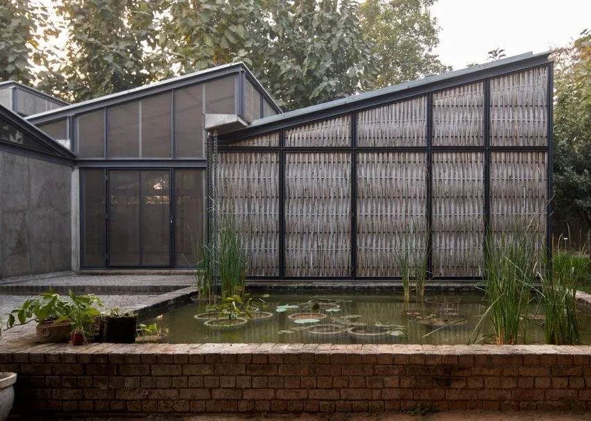 BIM建筑|阿威工作室设计竹屏风的艺术家住宅