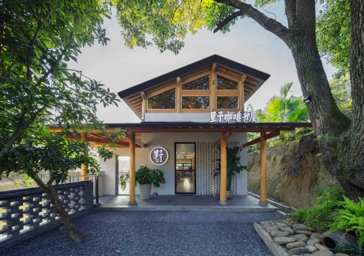 BIM建筑|大沙里乡村咖啡书屋 / 之行建筑