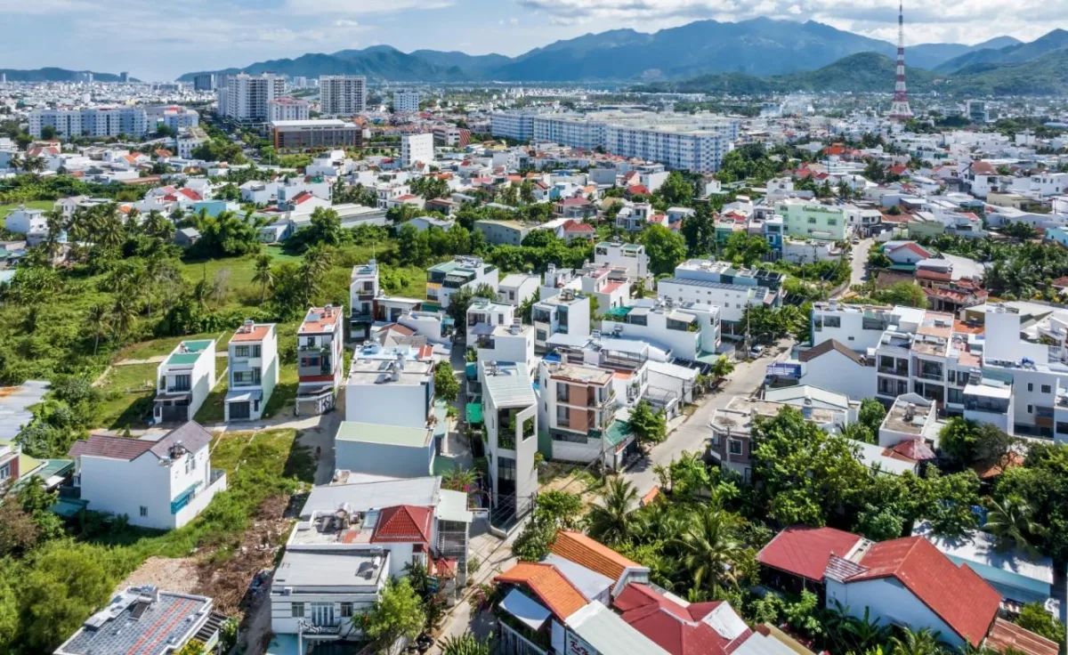 BIM建筑|天空花园别墅 / Pham Huu Son Architects