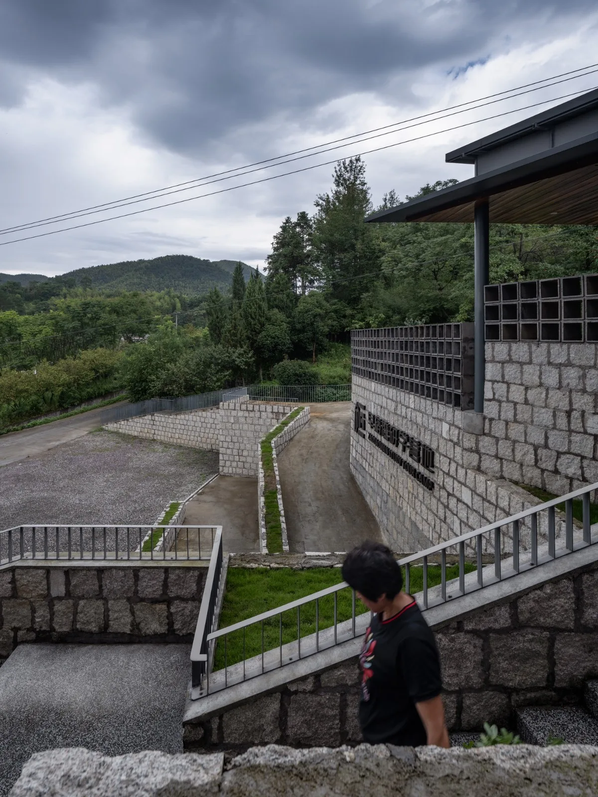 BIM建筑|绍兴孙岙小学改造 / 造作建筑