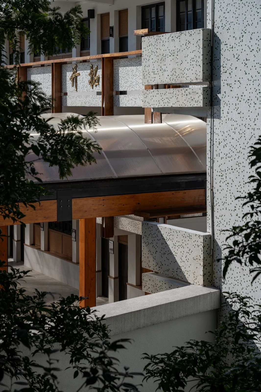 BIM建筑|绍兴孙岙小学改造 / 造作建筑