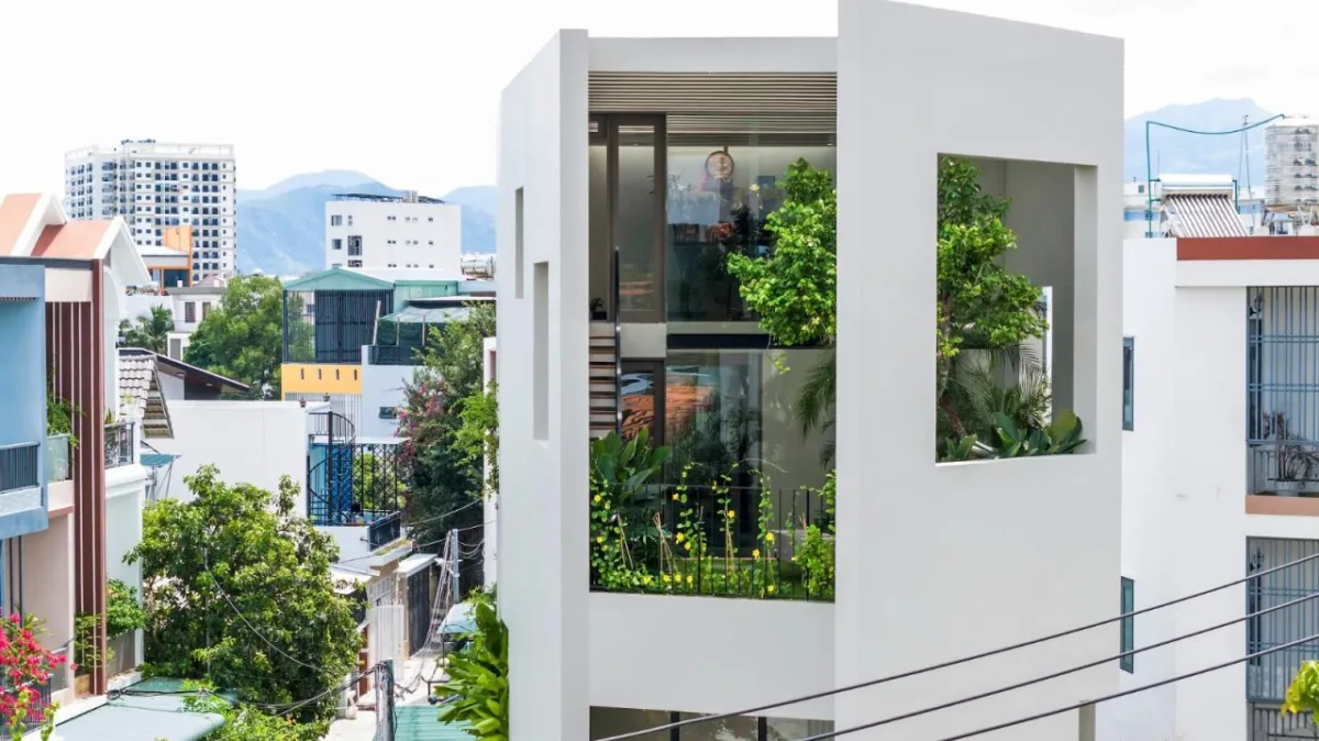 BIM建筑|天空花园别墅 / Pham Huu Son Architects