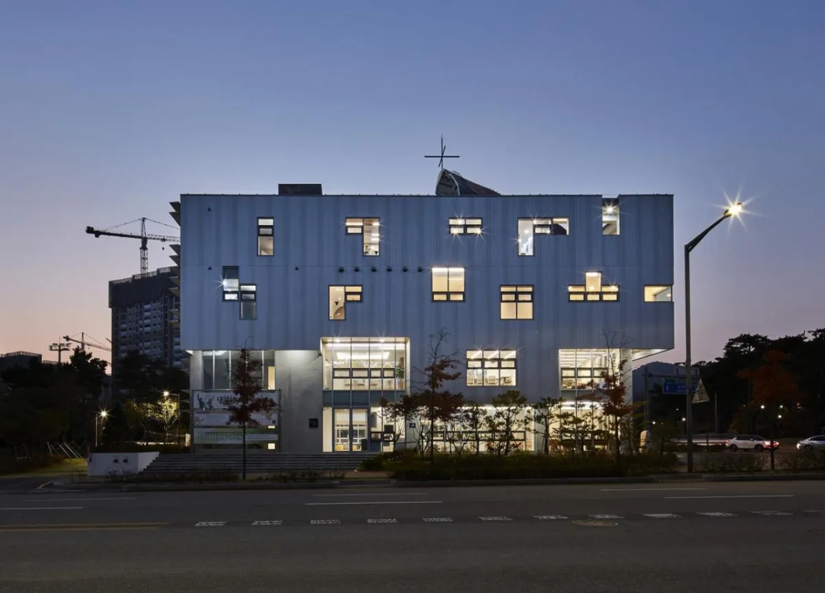 BIM建筑|永宗岛恩诺里教堂 / shinslab architecture