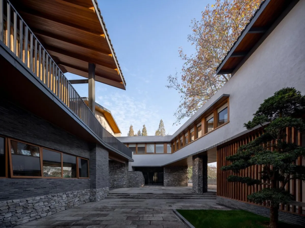 BIM建筑|龙南村党群中心 / 森上建筑