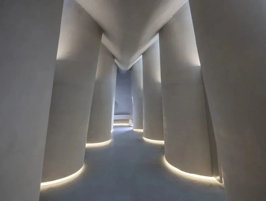 BIM建筑|人民建筑工作室设计变形虫公共厕所