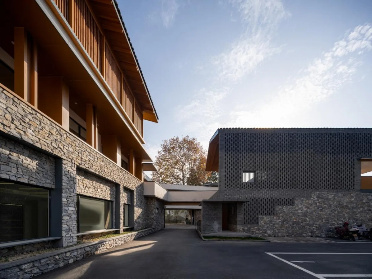BIM建筑|龙南村党群中心 / 森上建筑