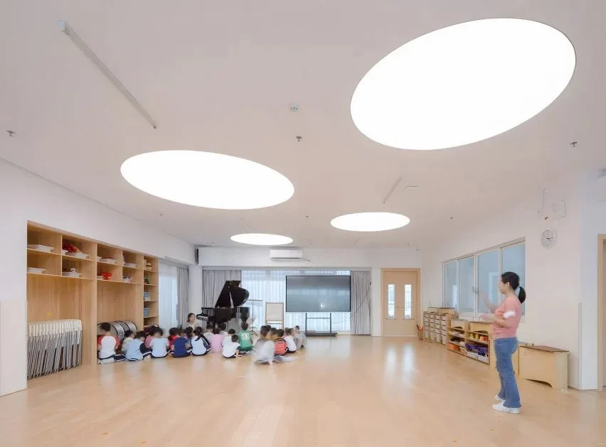 BIM建筑|幼儿园设计成“小镇”式的灵活教室