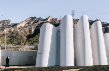 BIM建筑|人民建筑工作室设计变形虫公共厕所-BIM建筑网