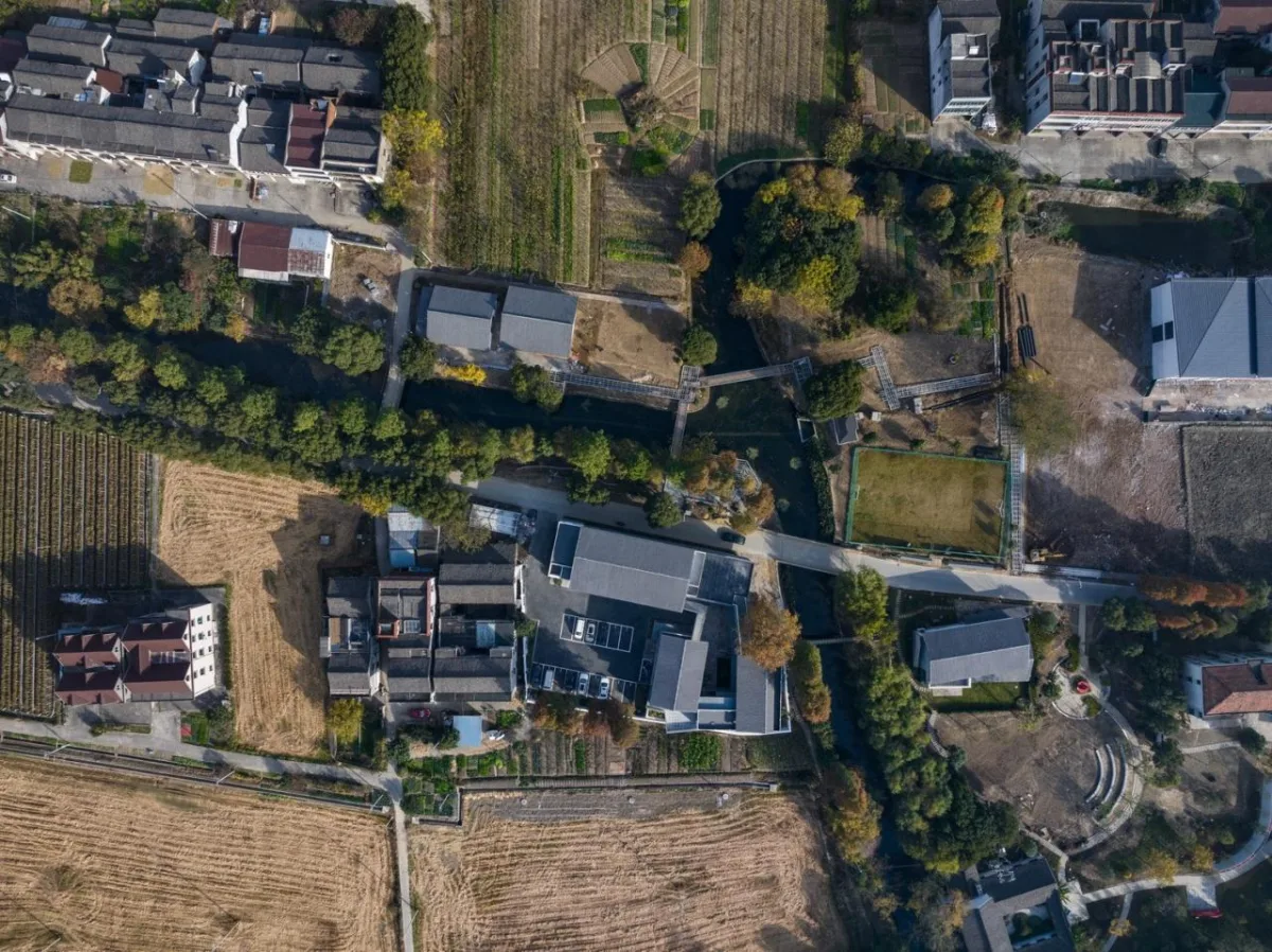 BIM建筑|龙南村党群中心 / 森上建筑