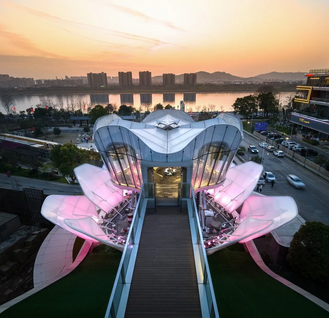 BIM建筑|整体可动的动态建筑：长沙“湘江之眼” / 朱培栋-line+建筑事务所
