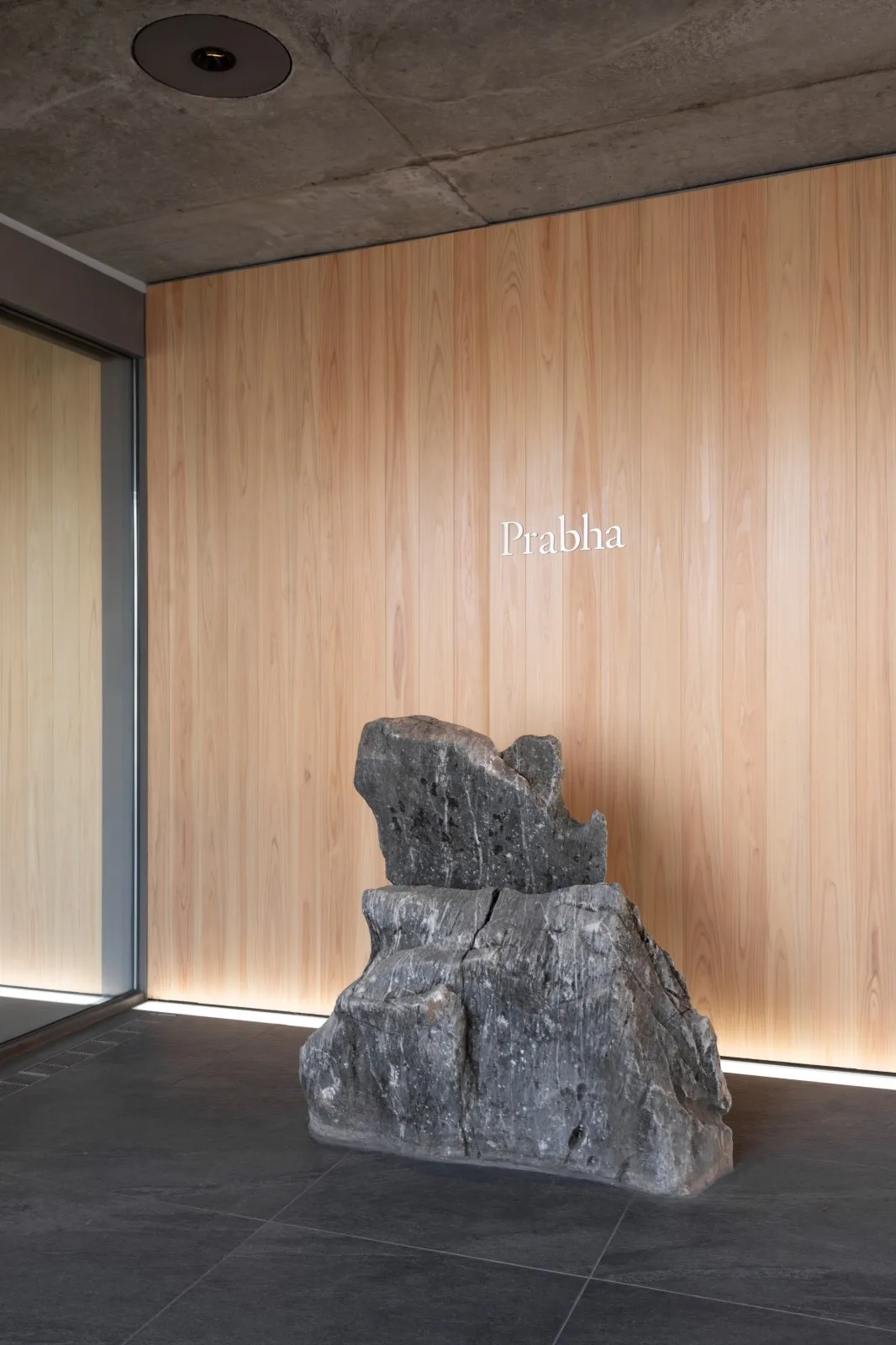 BIM建筑|Prabha 骨灰堂 / teamSTAR