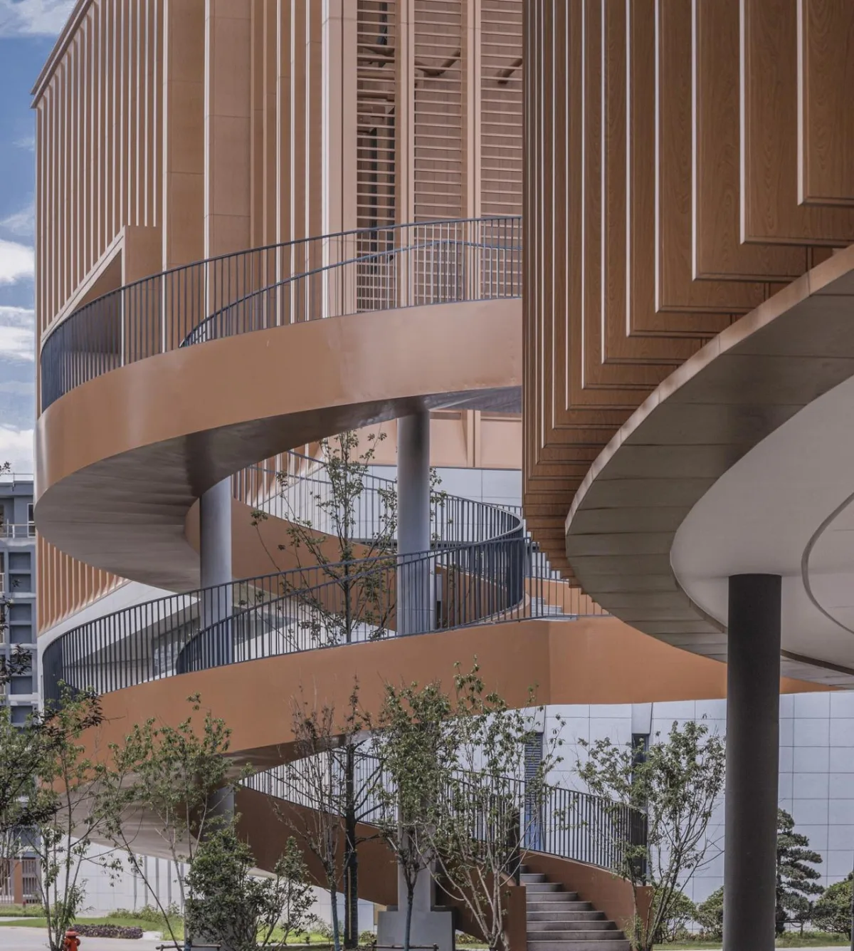 BIM建筑|江苏省梅村高级中学空港分校 / 华南理工大学建筑设计研究院