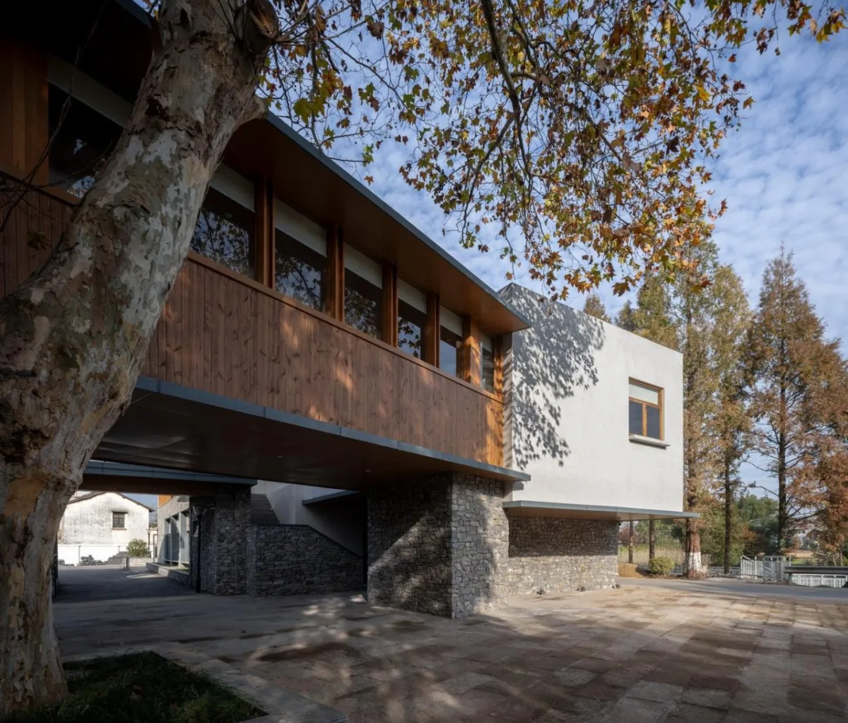 BIM建筑|龙南村党群中心 / 森上建筑