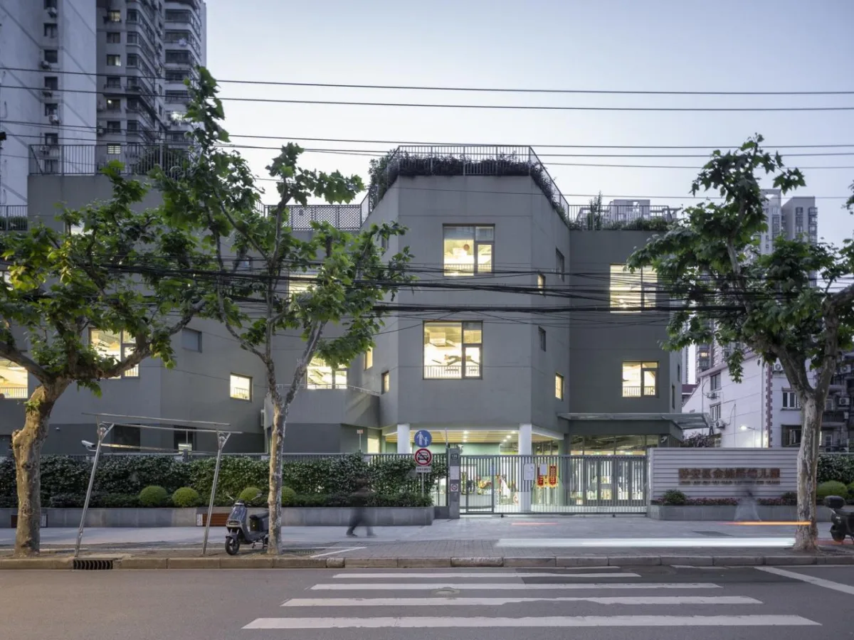 BIM建筑|静安余姚路幼儿园分部 / 刘宇扬建筑事务所