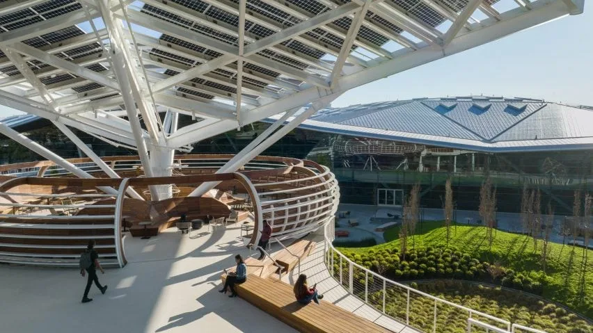 BIM建筑|英伟达建造光伏板树状网格工作空间