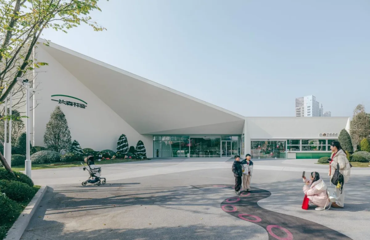 BIM建筑|麓湖一片森林儿童博物馆 / 大料建筑