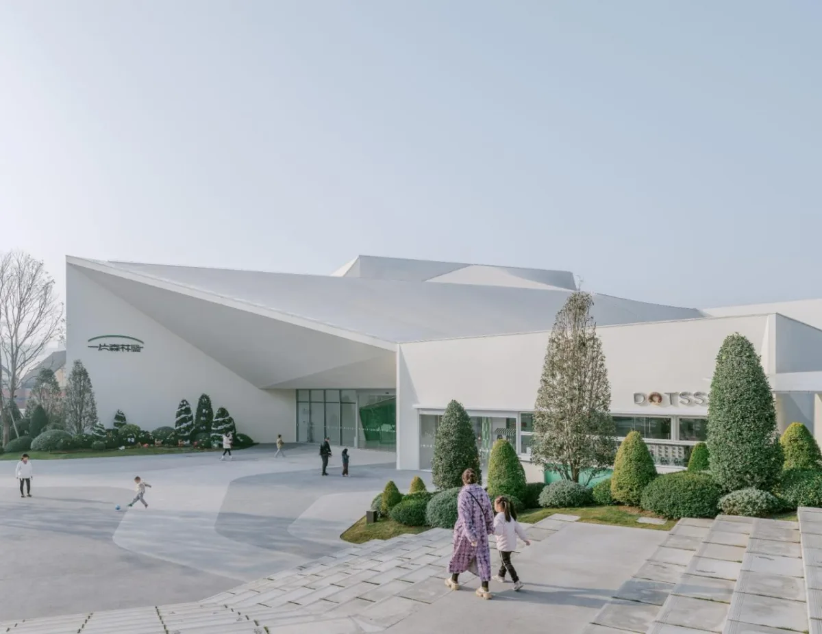 BIM建筑|麓湖一片森林儿童博物馆 / 大料建筑