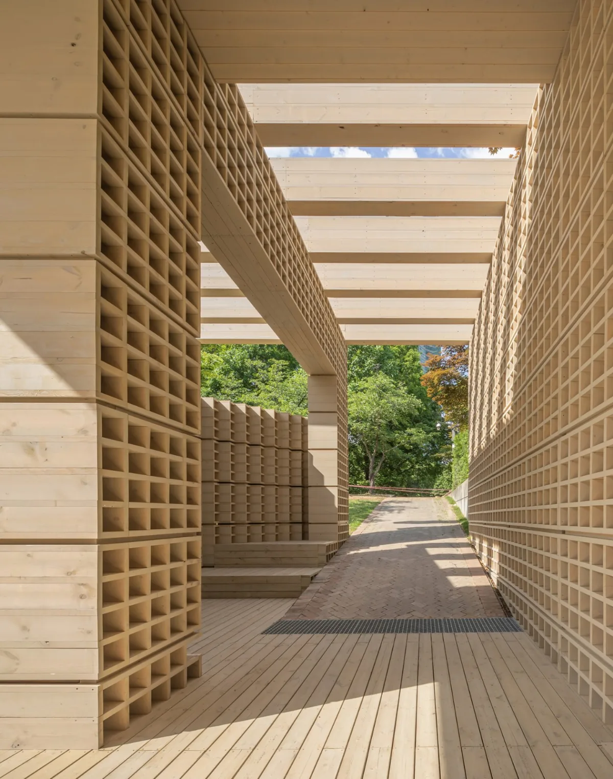 BIM建筑|生态矩阵，呼吸网亭 / Soltozibin Architects