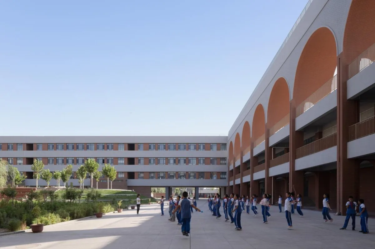 BIM建筑|华山中学博古其校区 / 荣朝晖工作室