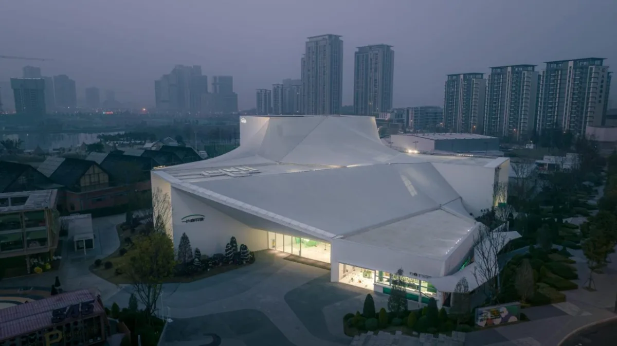 BIM建筑|麓湖一片森林儿童博物馆 / 大料建筑
