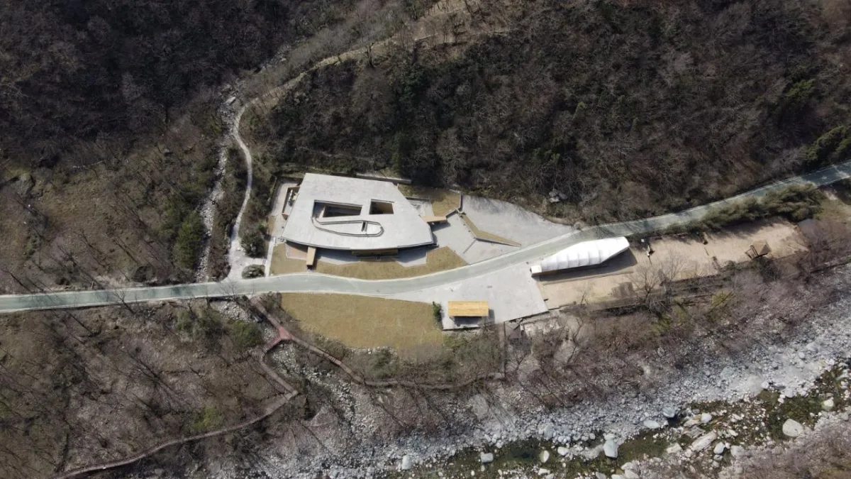 BIM建筑|唐家河自然教育中心 / 合造社建筑设计