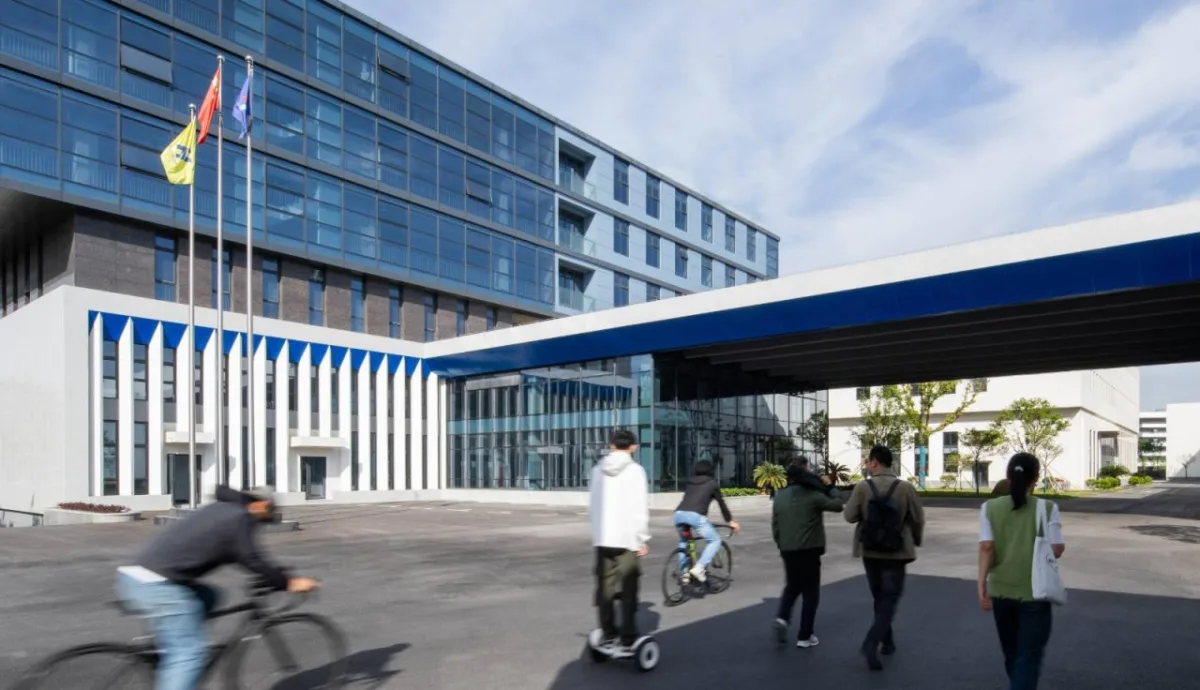 BIM建筑|美术馆语境下的温情工厂/ 田字格建筑事务所