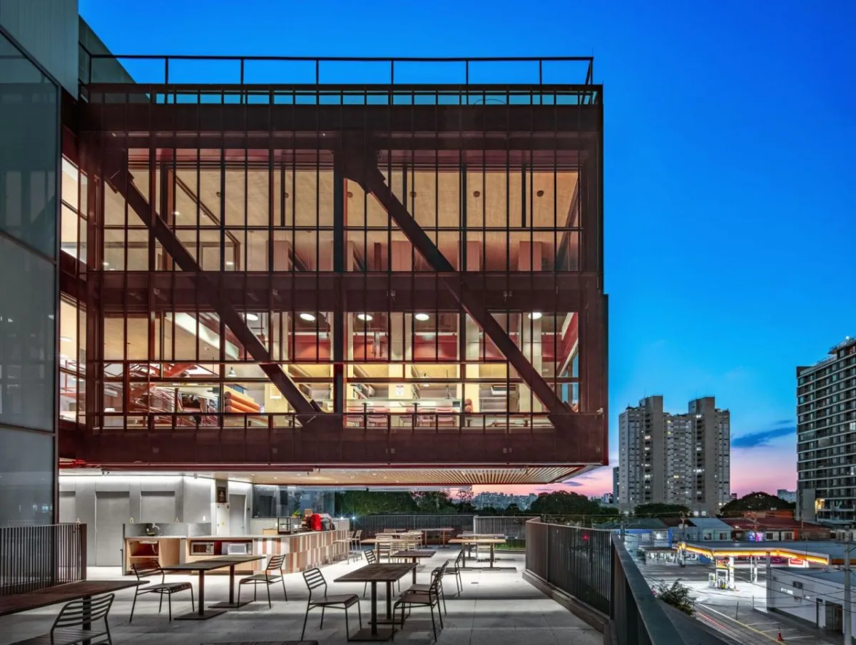 BIM建筑|鲁道夫斯坦纳大学 / Biselli Katchborian Arquitetos