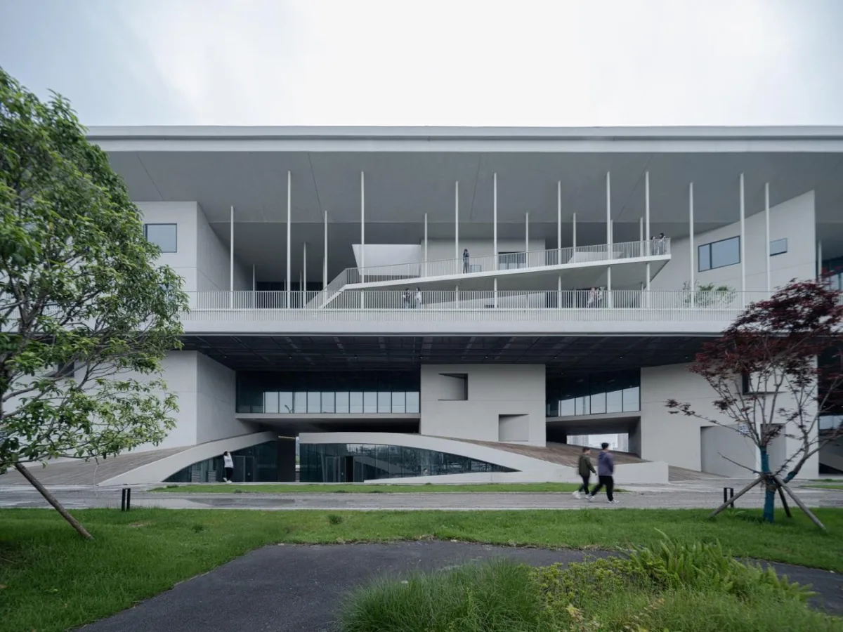BIM建筑|湖南广电芒果马栏山广场 / 地方工作室