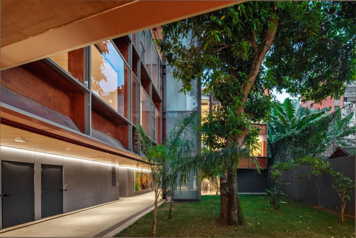BIM建筑|鲁道夫斯坦纳大学 / Biselli Katchborian Arquitetos