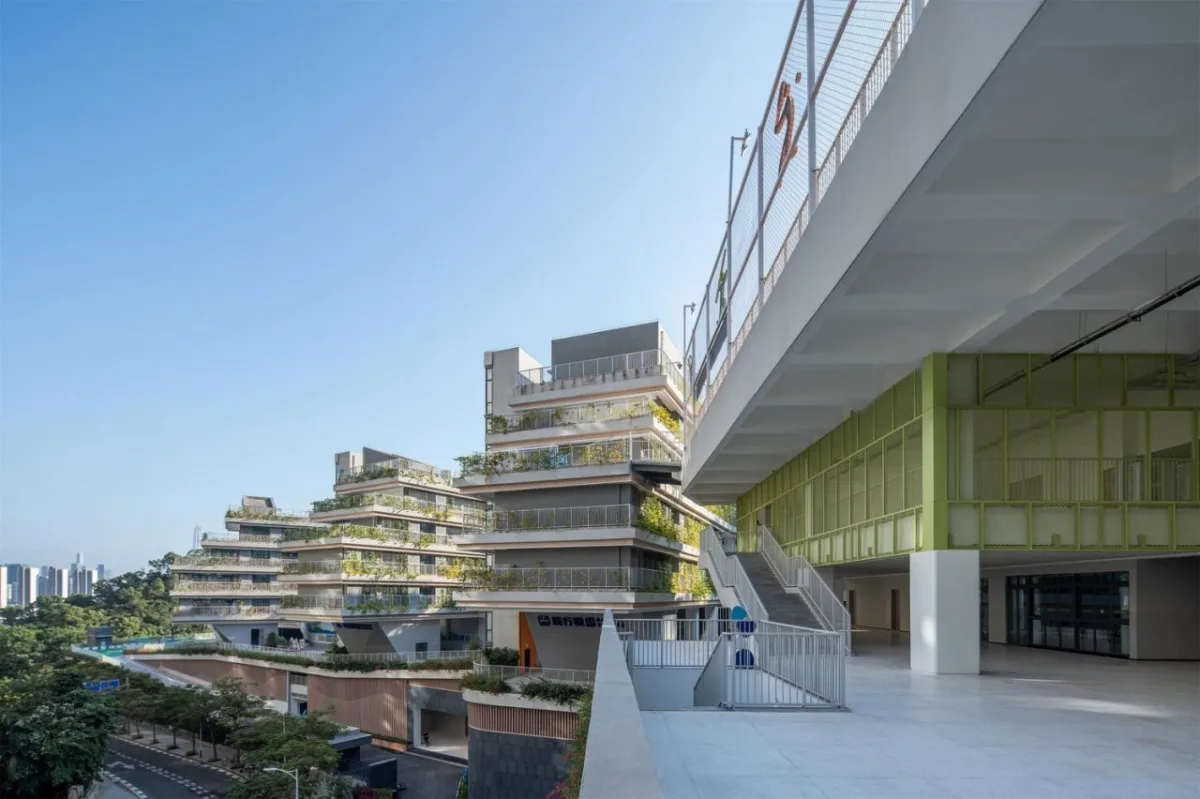 BIM建筑|“上山”校园：深圳福田实验教育集团侨香学校·北校区 / 申都设计