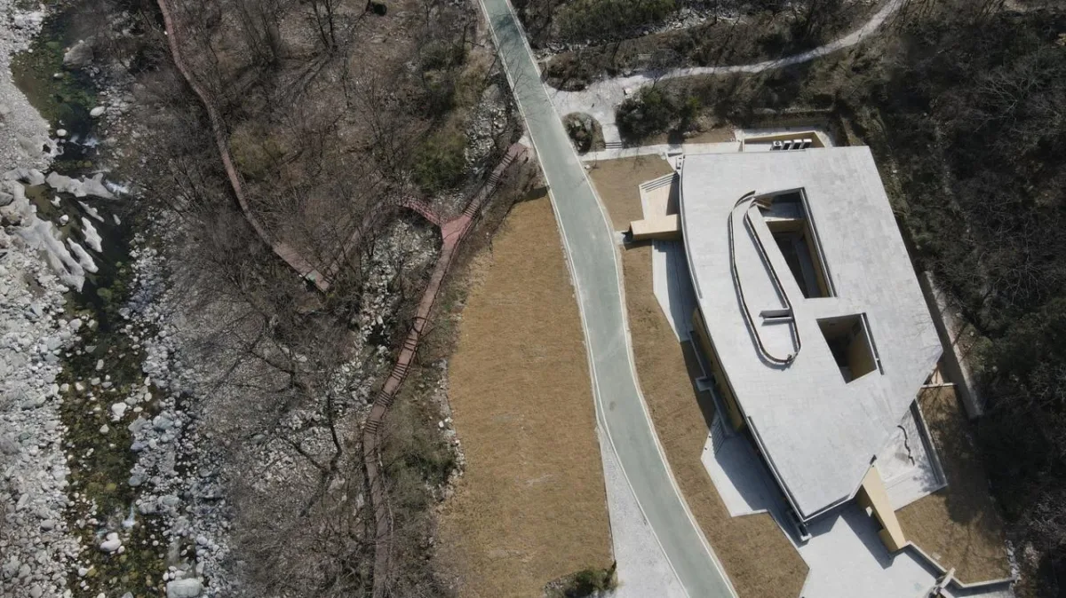 BIM建筑|唐家河自然教育中心 / 合造社建筑设计