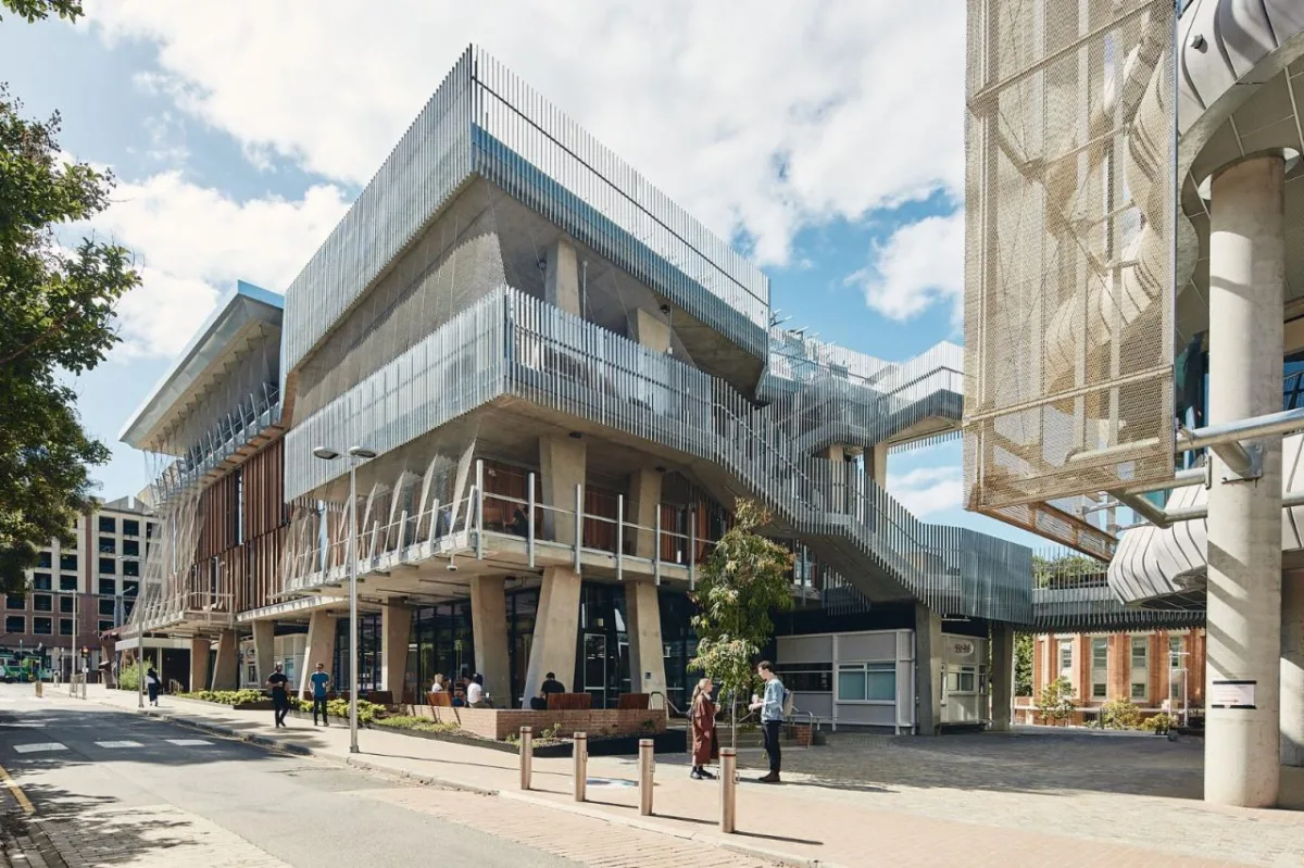 BIM建筑|墨尔本大学学生活动中心 / KoningEizenberg Architecture