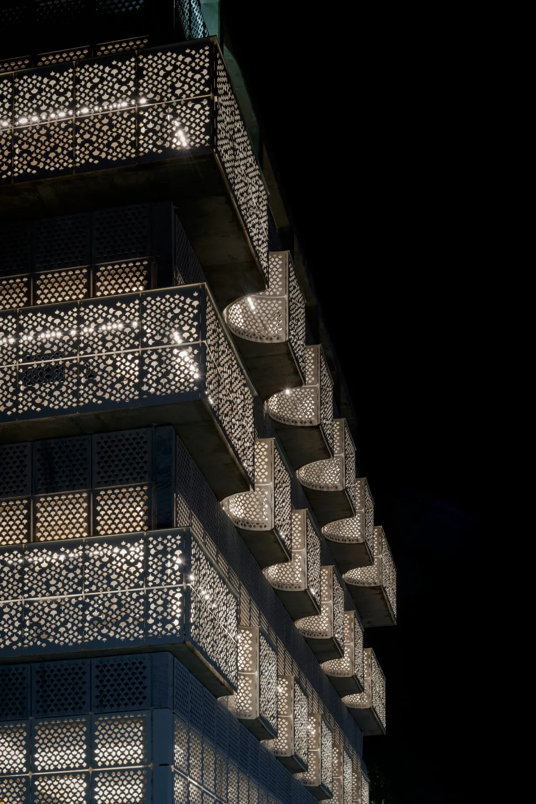 BIM建筑|第三空间文化学习中心 / Studio Saar