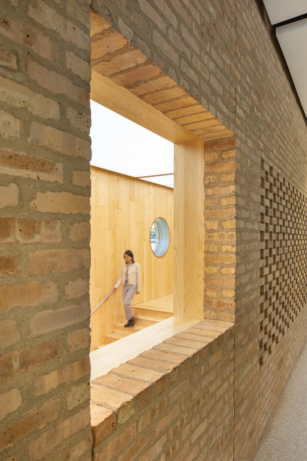 BIM建筑|芝加哥公园区总部和体育馆 / John Ronan Architects