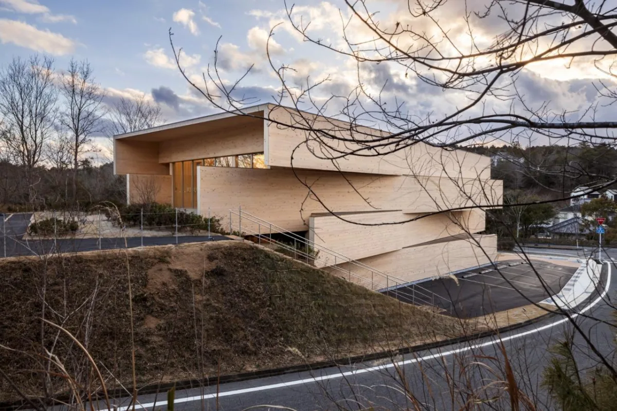 BIM建筑|Kibi Kogen N 广场 / 隈研吾建筑都市设计事务所