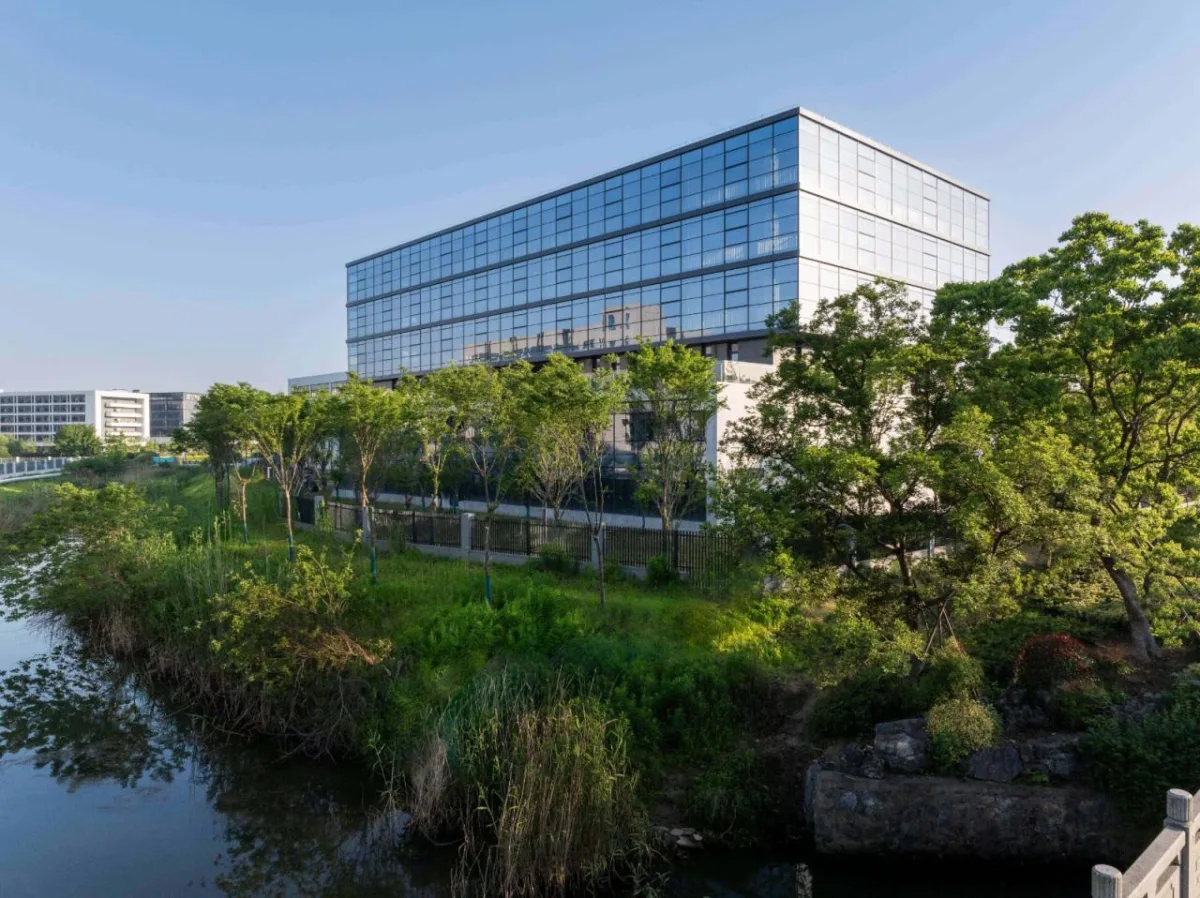 BIM建筑|美术馆语境下的温情工厂/ 田字格建筑事务所