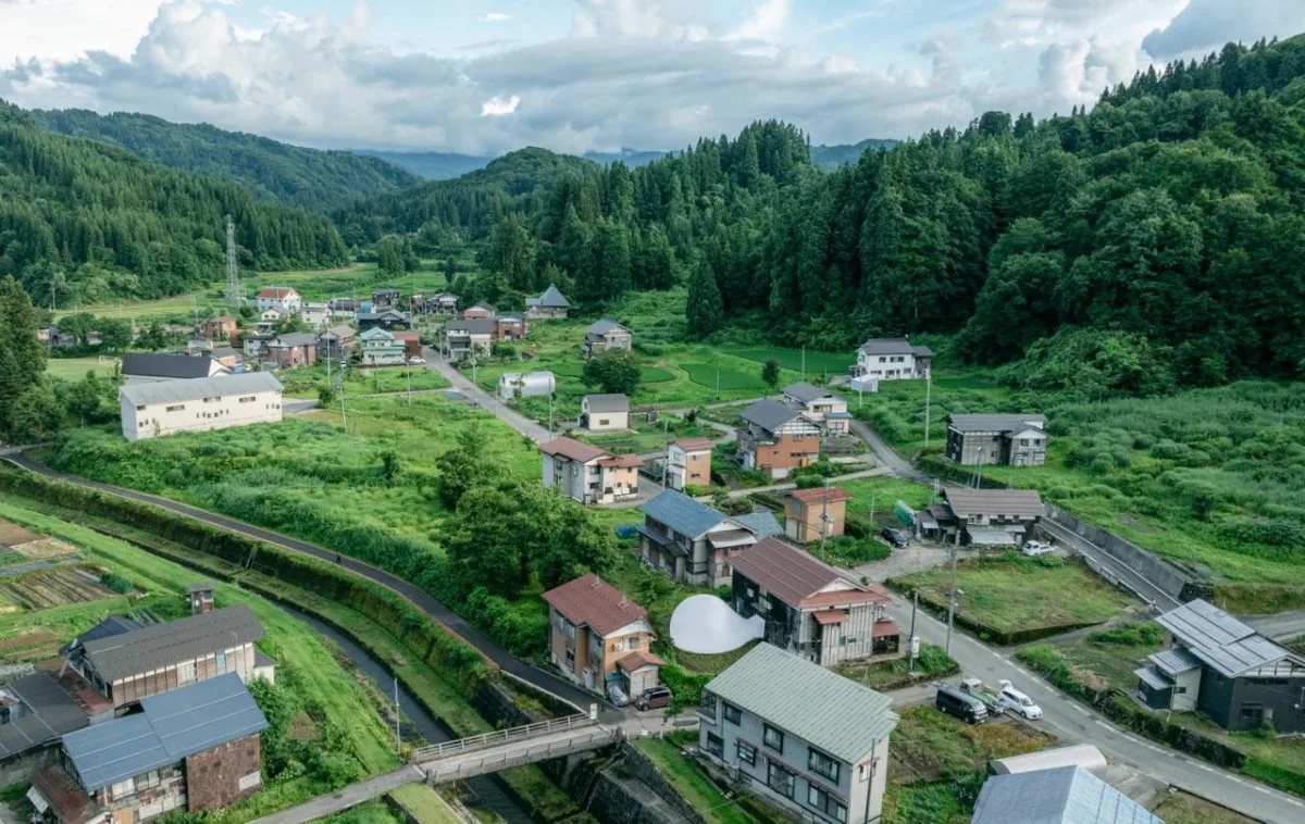 BIM建筑|“野泡泡” ：日本越后妻有大地艺术节 / MAD