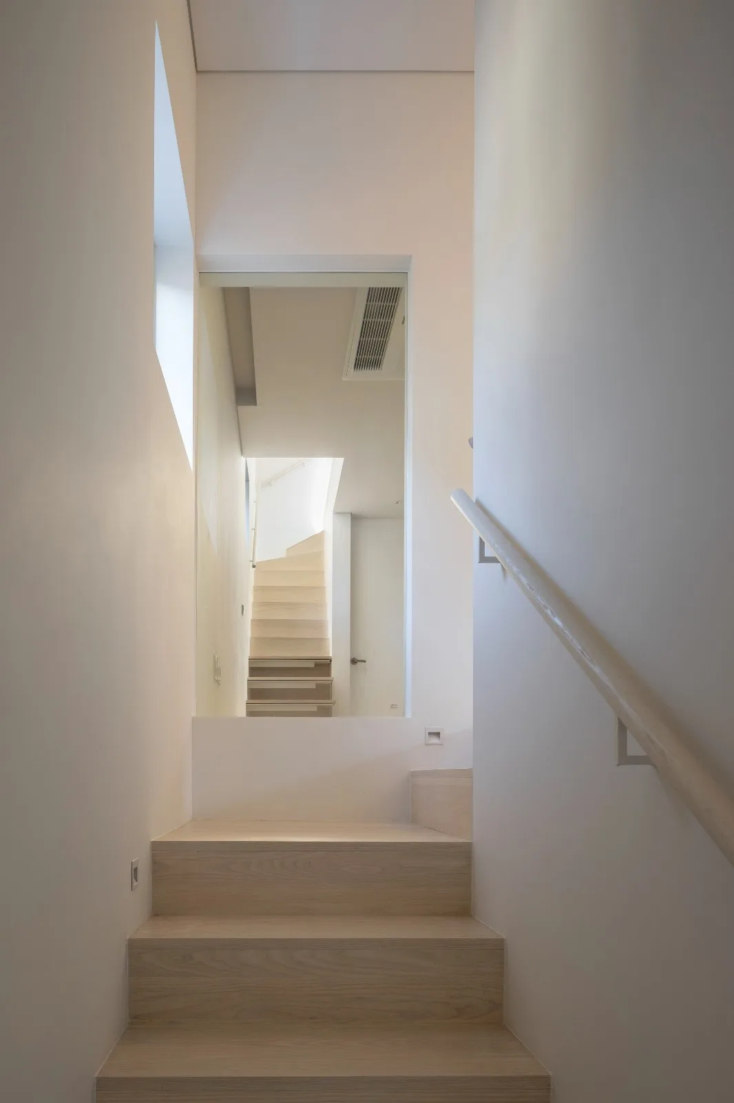 BIM建筑|Seoripul 树屋 / Soltozibin Architects