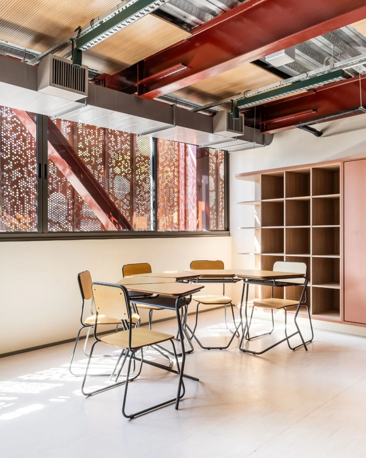 BIM建筑|鲁道夫斯坦纳大学 / Biselli Katchborian Arquitetos